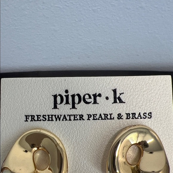 Piper K | Earrings with Freshwater Pearls ✨ - Picture 2 of 8